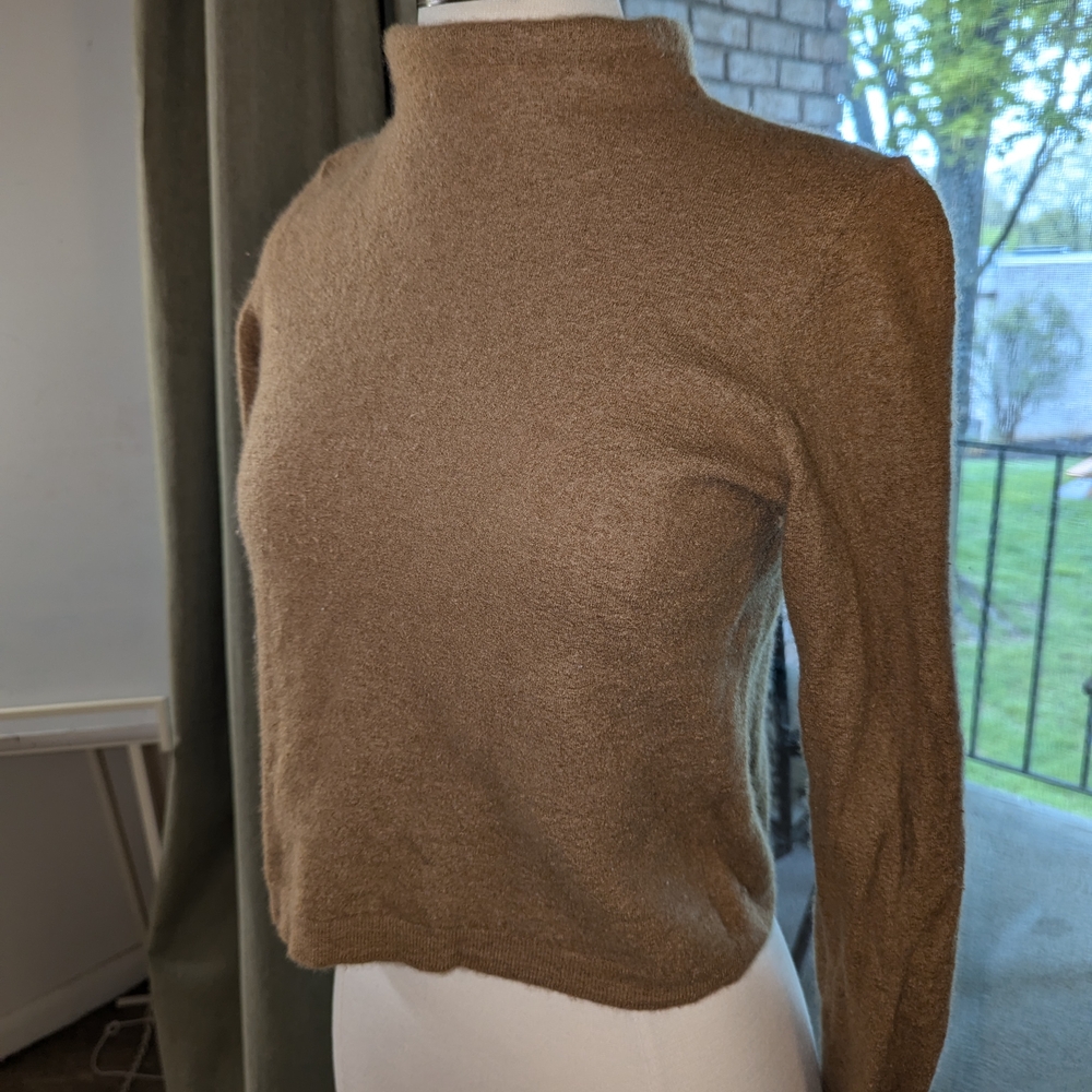 Vince Cashmere Camel Sweater